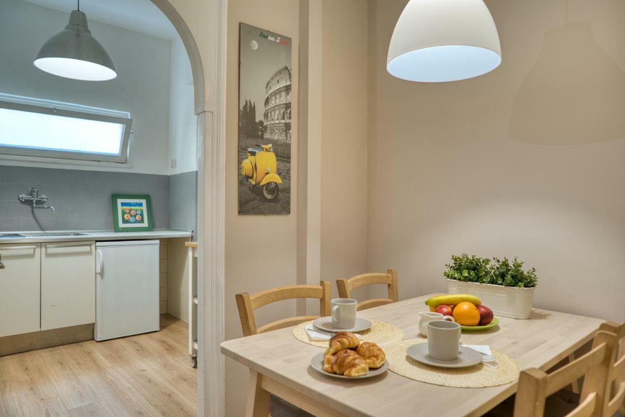 Domus Claudia Apartment Roma Exterior foto